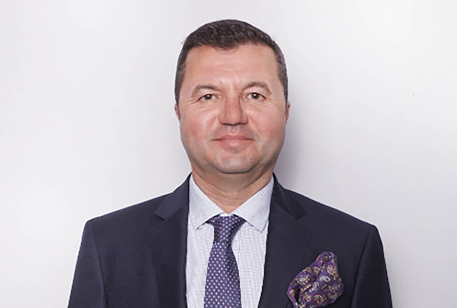 İLHAN DOĞAN Yönetim Kurulu Üyesi